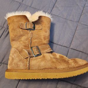 Ugg like suede winter boots. Size 7.